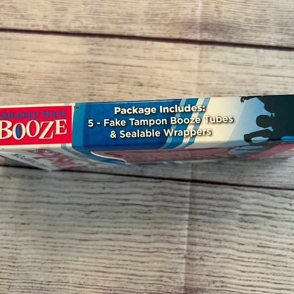 NIB Flasks - 5 fake tampon flasks - Picture 3 of 6